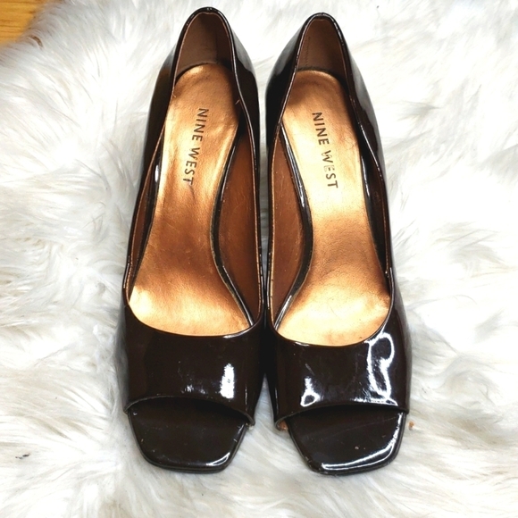 Nine West Brown Heels Size 8 peep toe patent "Alibi" - Picture 2 of 10